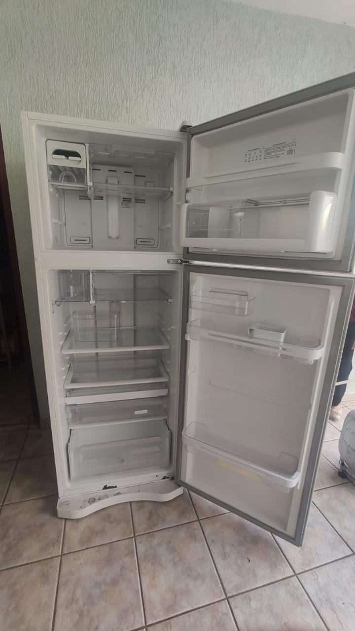 Refrigeração, máquinas de lavar, Geladeiras, Balcões Frigorífico, ar condicionado, cervejeiras em Jundiaí e região
