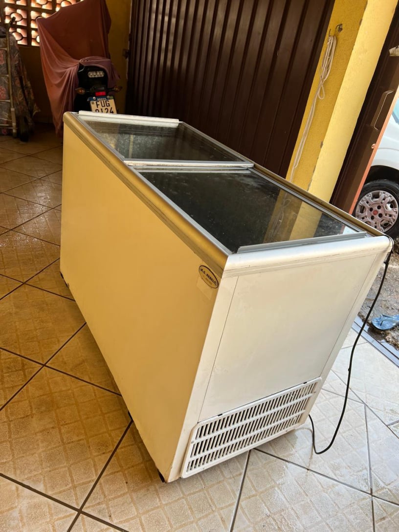 Refrigeração, máquinas de lavar, Geladeiras, Balcões Frigorífico, ar condicionado, cervejeiras em Jundiaí