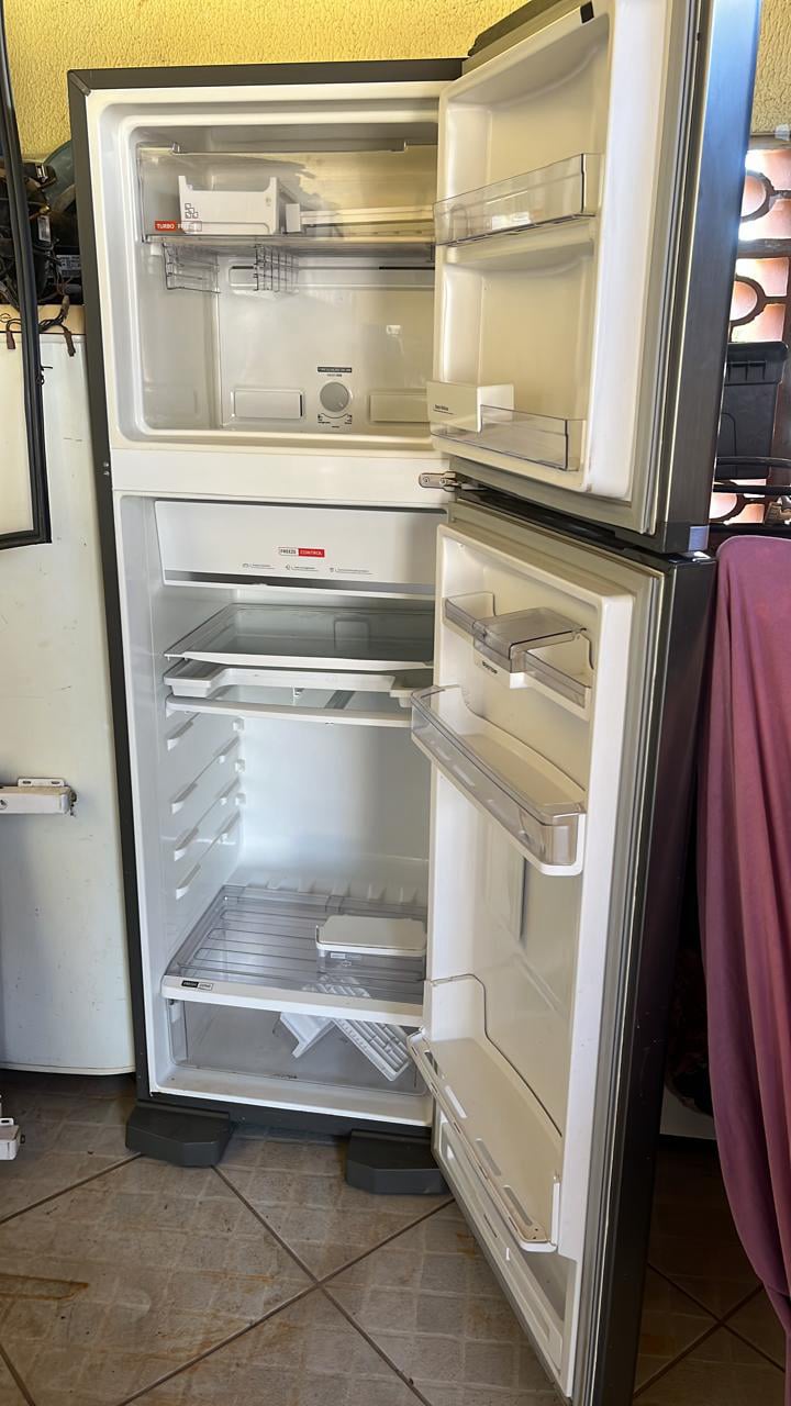 Refrigeração, máquinas de lavar, Geladeiras, Balcões Frigorífico, ar condicionado, cervejeiras em Jundiaí e região